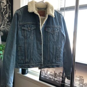 Levi’s Denim Jacket Sherpa Lining